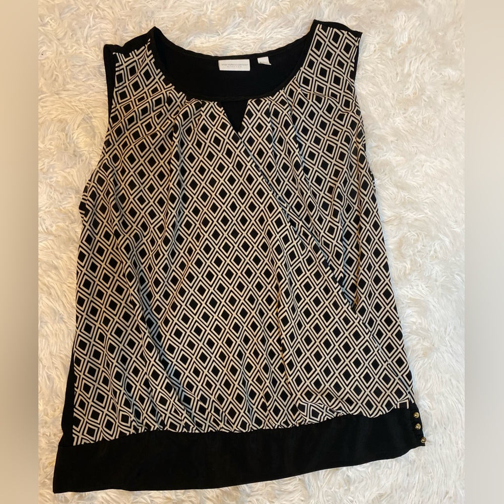 Cute crossover top